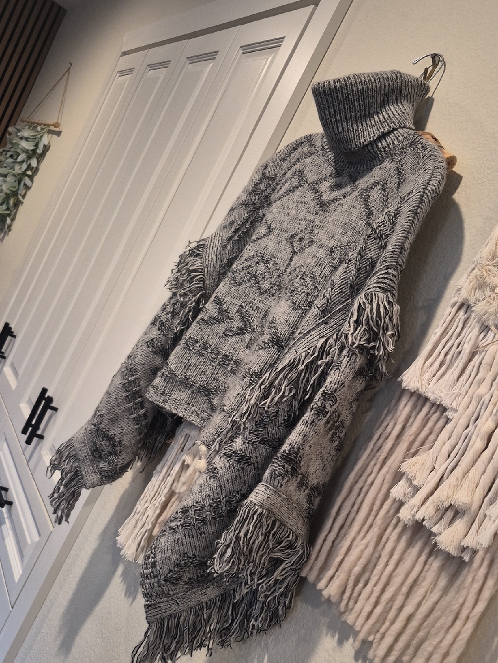 Lucky Brand Gray Wool & Cashmere Turtleneck Bohemian Poncho Sweater, Small - Picture 4 of 12